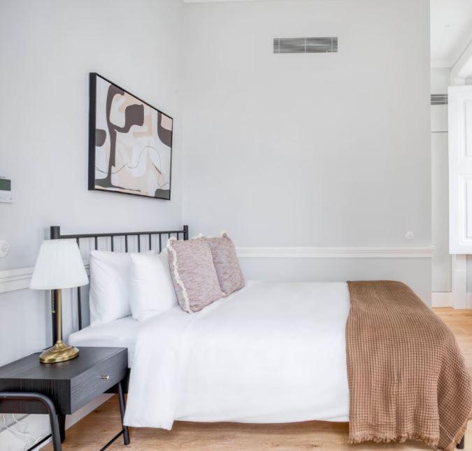 Private Bedrooms In The Heart Of Lisboa Exterior foto